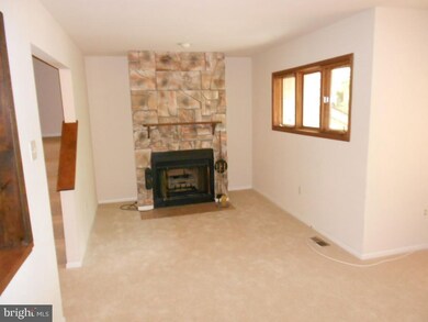 9422 Clocktower Ln, Columbia, MD 21046 - photo 2