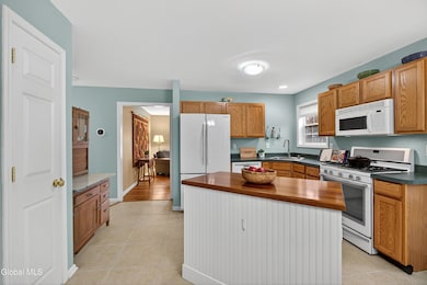 50 Glenham Rd, Saratoga Springs, NY 12866 - photo 4