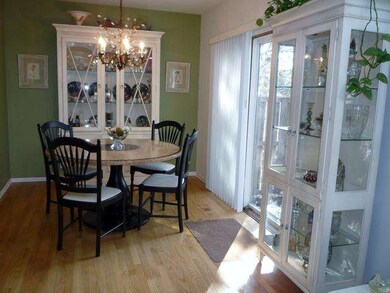 441 Town Place Cir unit 441, Buffalo Grove, IL 60089 - photo 6