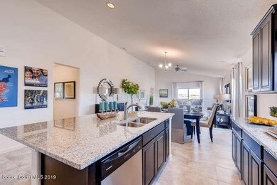 Glenhurst-small-007-5-Kitchen-666x445-72