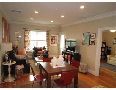 20 Englewood Ave unit 305, Brookline, MA 02445 - photo 3