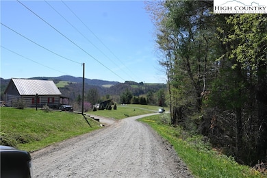 15 River Bend Hills Rd, Crumpler, NC 28617 - photo 7