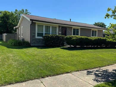 1277 Appletree Ln, Aurora, IL 60506 - photo 4