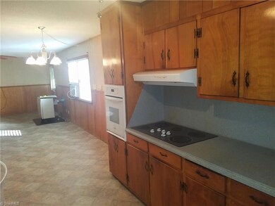 5315 Seagrove Plank Rd, Asheboro, NC 27205 - photo 3