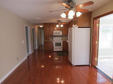 529 Gilley Cir, Manchester, TN 37355 - photo 6