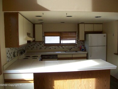 149 English Ct, Bushkill, PA 18324 - photo 7