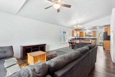 06-2246 SW Gayle Way-6