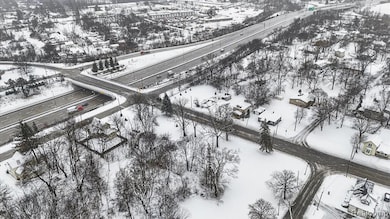 1215 S Grand Traverse St, Flint, MI 48502 - photo 4