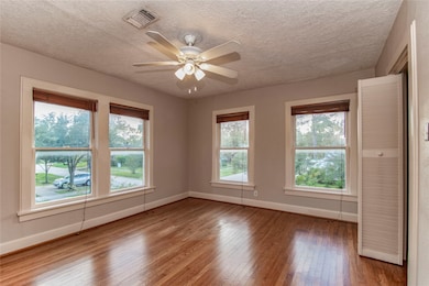802 Columbia St unit 3, Houston, TX 77007 - photo 5