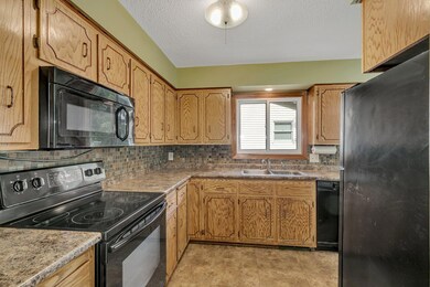 707 6th Ave N, Sauk Rapids, MN 56379 - photo 2