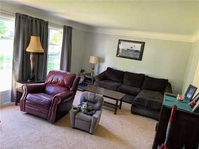 Bottom Unit Living room