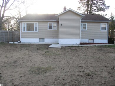 1409 N Huron Rd, Tawas City, MI 48763 - photo 4