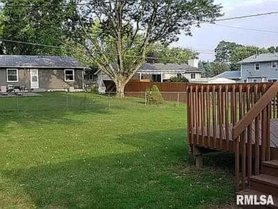 5206 Brown St, Davenport, IA 52806 - photo 3