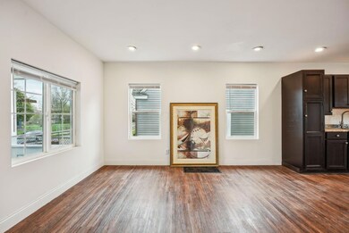 2-web-or-mls-1565-cordell-ave