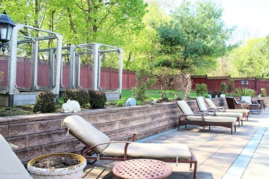 Lounge Area