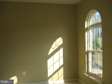 12652 Heron Ridge Dr, Fairfax, VA 22030 - photo 7