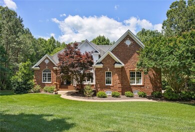 View of front property and front yard