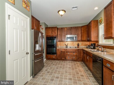 2104 Bridgeport Ave, Pennsburg, PA 18073 - photo 7