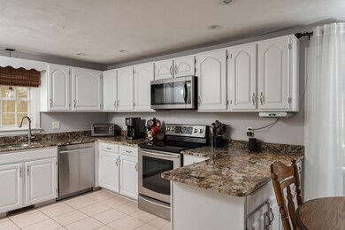 168 Edgewater Dr, Pembroke, MA 02359 - photo 7