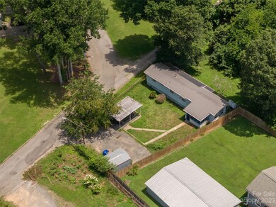 32 Rock Hill Place, Asheville, NC 28803 - photo 2