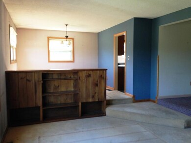 335 Old Coach Rd, Lyndonville, VT 05851 - photo 3