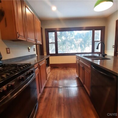 Main house 1st floor. New kitchen and Appliances