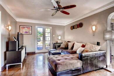 1314 E Hubbell St Phoenix AZ-large-005-L