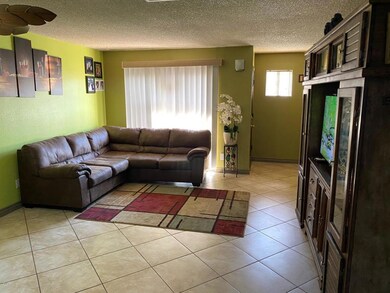 305 Canterbury Way, Oxnard, CA 93033 - photo 5