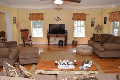 821 Belmina St, Pendleton, SC 29670 - photo 6