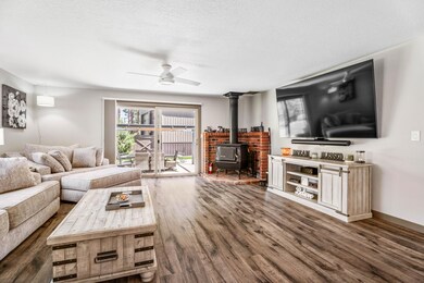 15-Living Area
