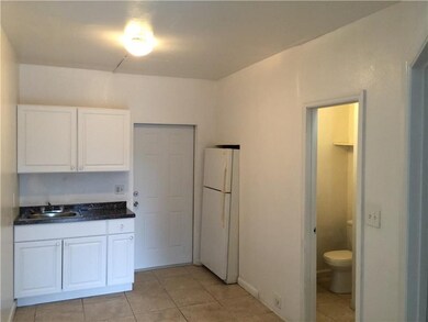 2211 Greene St unit 9, Hollywood, FL 33020 - photo 4