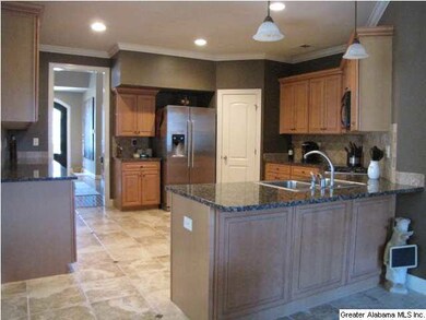 This kitchen was made for entertaining.