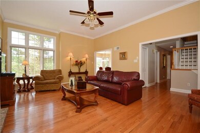 Awesome HW floors
