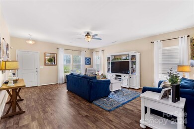 212 Jobe Dr, Statesville, NC 28677 - photo 6