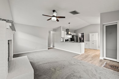 8_living room 02