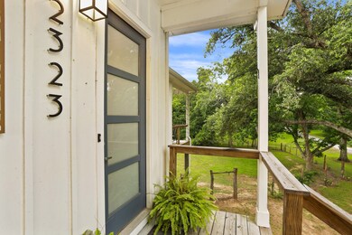 2323 Red Bud Ln, East Bernard, TX 77435 - photo 4