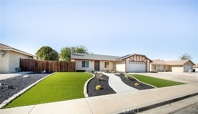 13577 Arroyo Dr, Victorville, CA 92395 - photo 2