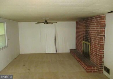 13021 Elkridge St, Beltsville, MD 20705 - photo 5