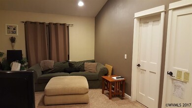 102 Oak St, Amity, OR 97101 - photo 5