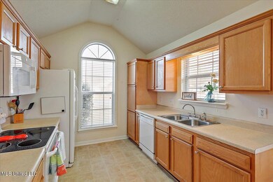 10-124 Cedar Spring Cir