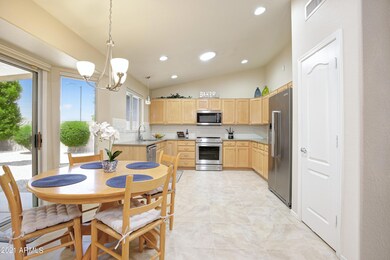 Lovely Eat in Kitchen