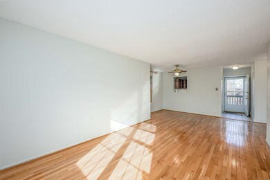 53 Brushy Plain Rd unit 8B, Branford, CT 06405 - photo 6