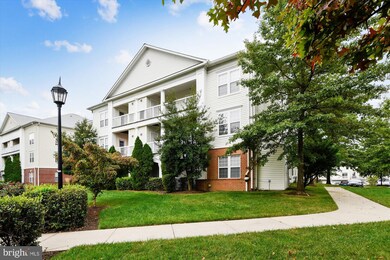 22611 Blue Elder Terrace unit 302, Ashburn, VA 20148 - photo 2