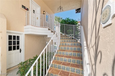 Spiral staircase leading to the residence 2B