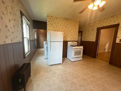 4 Rena St unit 1, Worcester, MA 01604 - photo 4