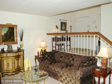122 Roberts Ln unit 200, Alexandria, VA 22314 - photo 2