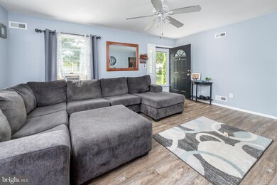 17 Adams St, Swedesboro, NJ 08085 - photo 3