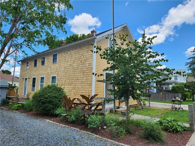 17 Pine St, Wakefield, RI 02879 - photo 3