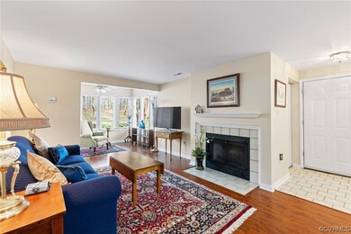 4621 Four Seasons Terrace unit B, Glen Allen, VA 23060 - photo 4