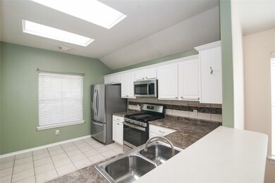 5308 Balmorhea Dr, Pearland, TX 77584 - photo 7